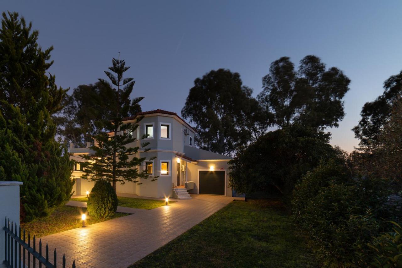 Villa Louke Ликсури Екстериор снимка